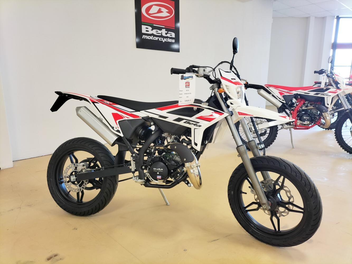 Carénage Arrière Gauche Beta 50 RR Neuf D'origine - Noir, Pièce Officielle Betamotor